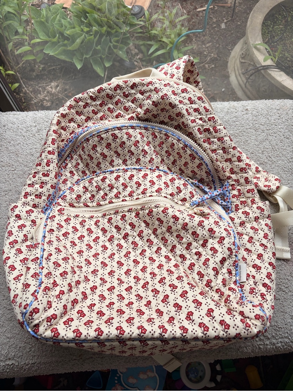 Vera Bradley Red Floral Quilted Backpack - Women's Casual Bag